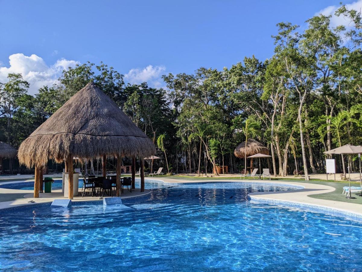 2-Bedroom Condo By The Jungle W/ Swimming Pool بويرتو موريلوس المظهر الخارجي الصورة