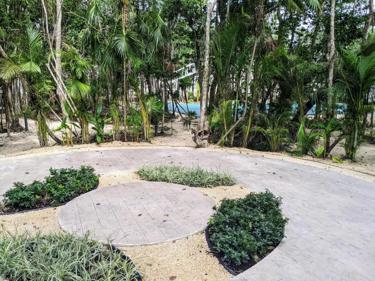 2-Bedroom Condo By The Jungle W/ Swimming Pool بويرتو موريلوس المظهر الخارجي الصورة