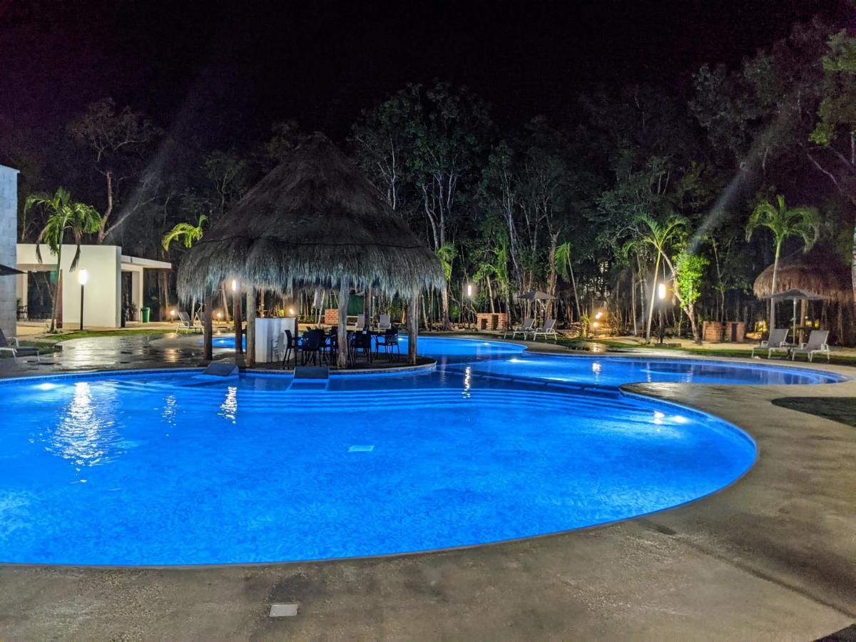 2-Bedroom Condo By The Jungle W/ Swimming Pool بويرتو موريلوس المظهر الخارجي الصورة