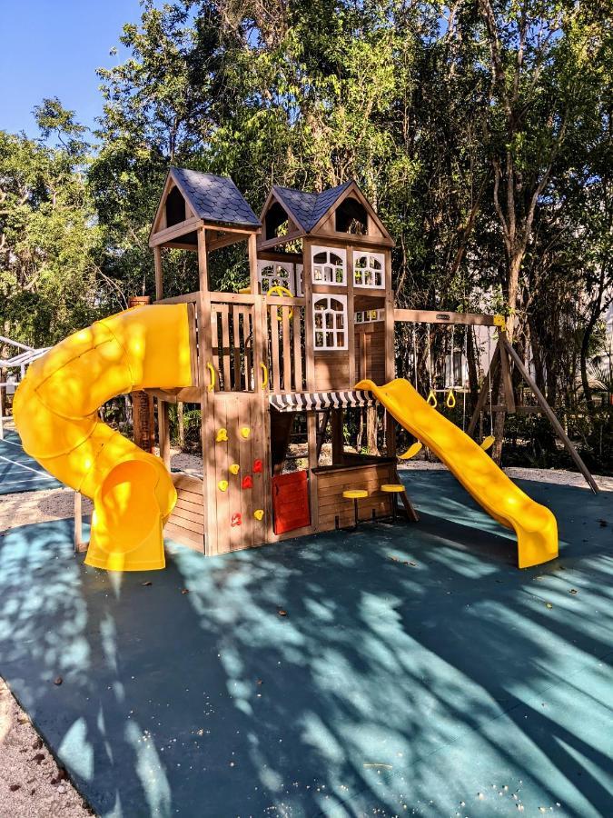 2-Bedroom Condo By The Jungle W/ Swimming Pool بويرتو موريلوس المظهر الخارجي الصورة